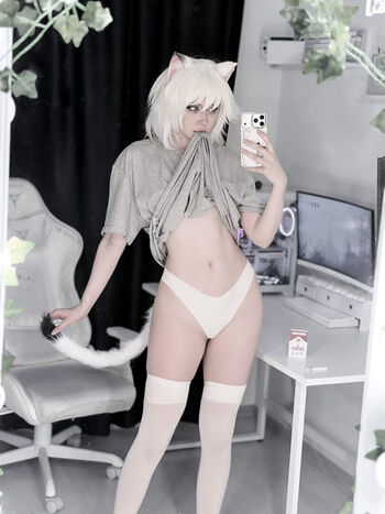 Full leaked Tontsacura private onlyfans photo