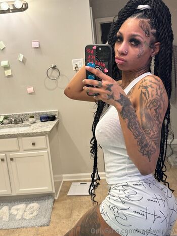 Full leaked Trapsweetyy private onlyfans photo
