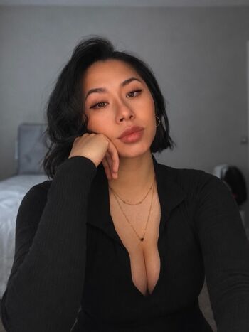 Full leaked Tray fitfever tray soe private onlyfans photo