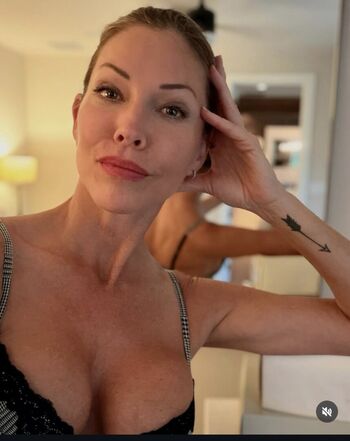 Full leaked Tricia helfer page private onlyfans photo