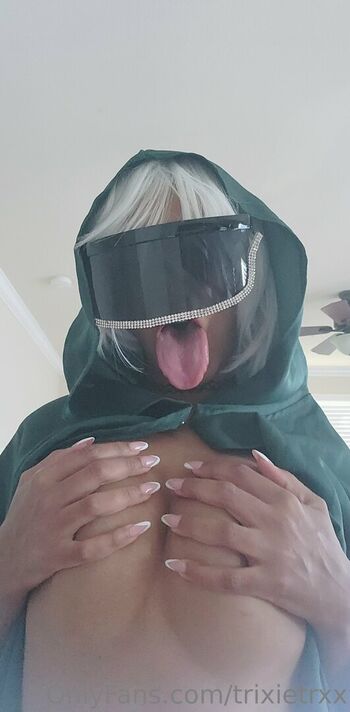 Full leaked Trixietrxx private onlyfans photo