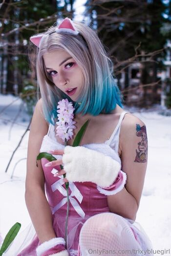 Full leaked Trixy blue page private onlyfans photo