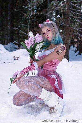 Full leaked Trixy blue page private onlyfans photo
