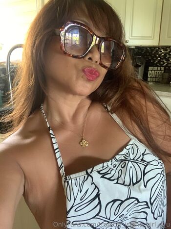 Full leaked Tropical island girl  u private onlyfans photo