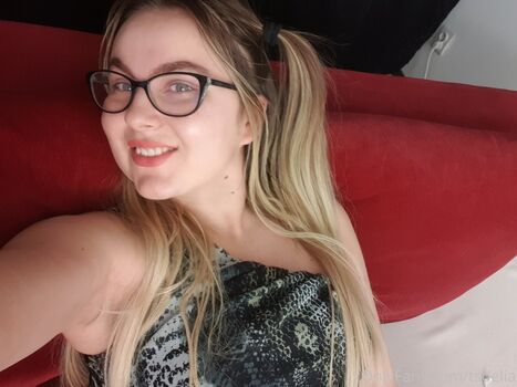 Full leaked Tsdelia private onlyfans photo