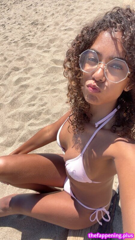 https: / ttahlula Nagie OnlyFans Zdjęcie #174