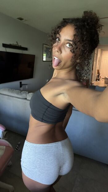 Full leaked Ttahlula page private onlyfans photo