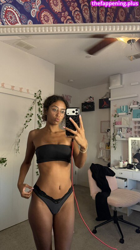 https: / ttahlula Nagie OnlyFans Zdjęcie #210
