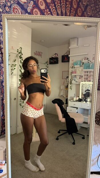Full leaked Ttahlula page private onlyfans photo
