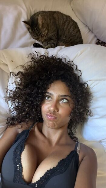 Full leaked Ttahlula private onlyfans photo