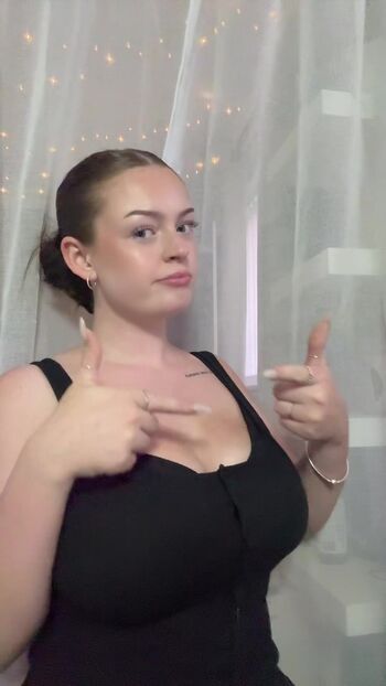 Full leaked Ttayallyles nudes page private onlyfans photo