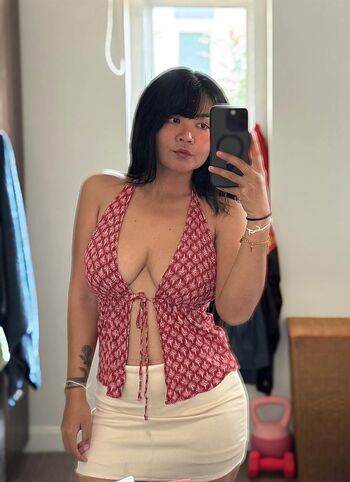 Full leaked Adriene mishler / private onlyfans photo