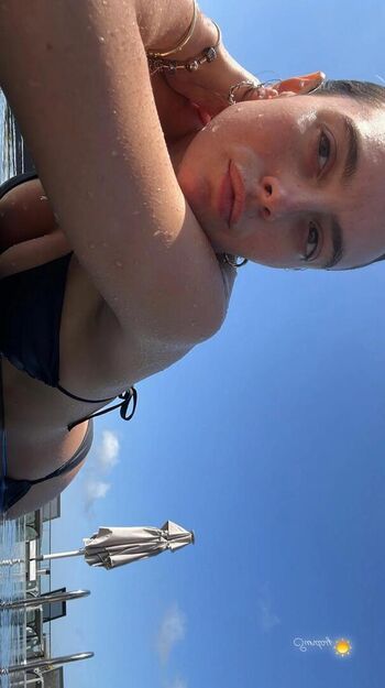 Full leaked Turkish girls page private onlyfans photo