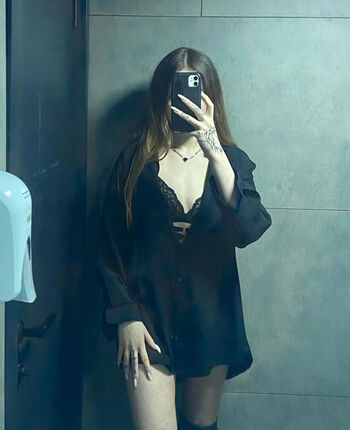 Full leaked Turkish girls page private onlyfans photo