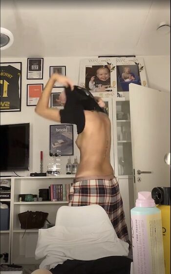 Tusen Prolle Agnes Helander