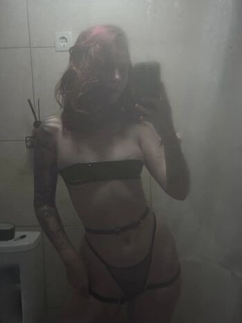 Full leaked Tvoya van page private onlyfans photo