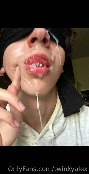 Full leaked Twinkyalex private onlyfans photo