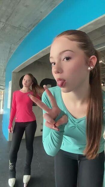 Full leaked Twins on ice private onlyfans photo
