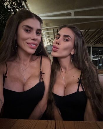Full leaked Twins s k private onlyfans photo