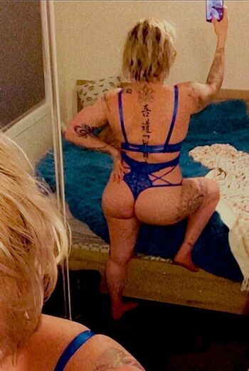 Full leaked Twoootles private onlyfans photo