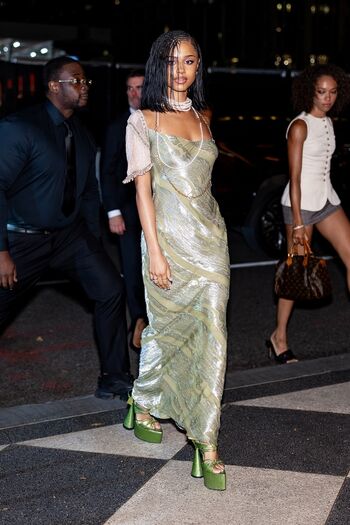 Full leaked Jcurvyy/ private onlyfans photo