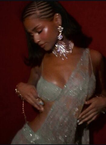 Full leaked Mikaely santos/ private onlyfans photo