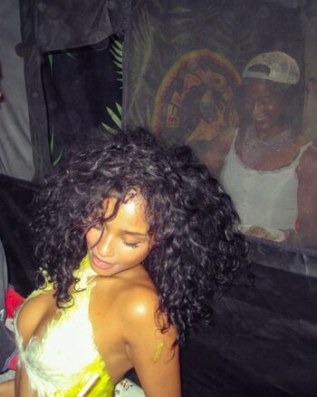 Full leaked Tyla page private onlyfans photo