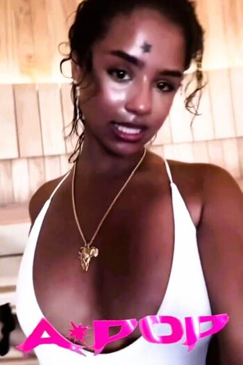 Full leaked Tyla page private onlyfans photo