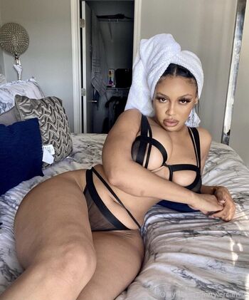 Full leaked Tylercamile private onlyfans photo