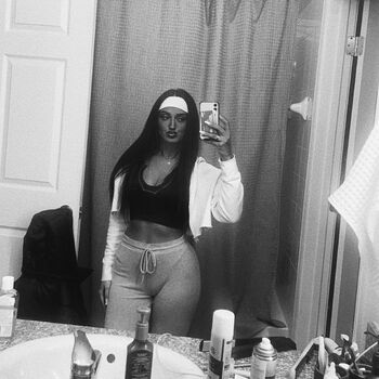 Full leaked Tylerrblaire private onlyfans photo