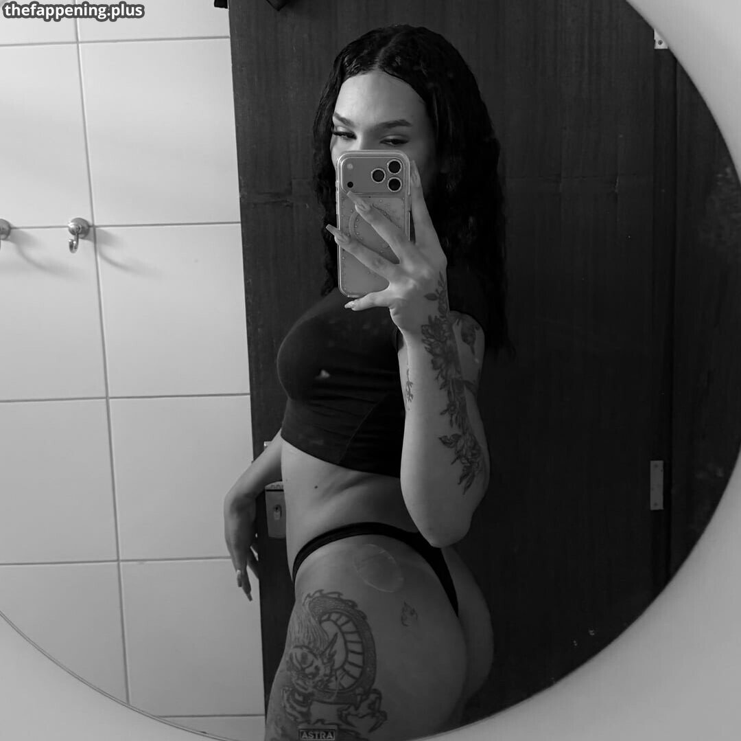 u Naken OnlyFans Foto #3