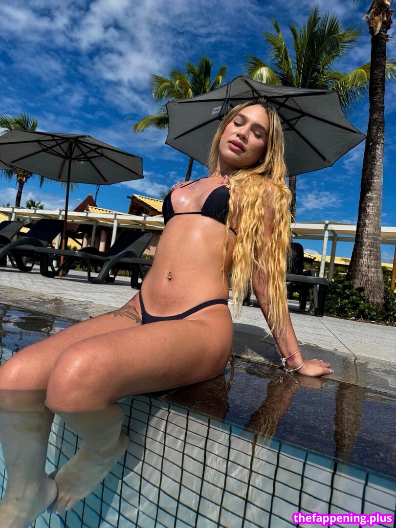 u Photo OnlyFans Nu #10