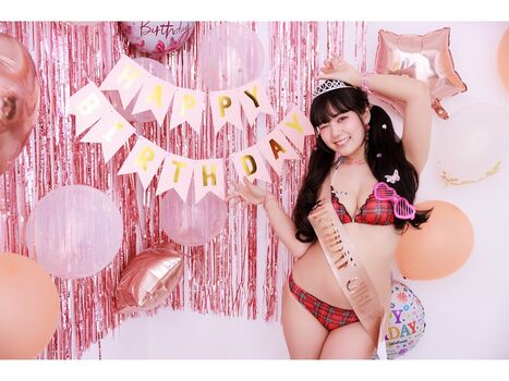 Full leaked Umi shinonome  page private onlyfans photo