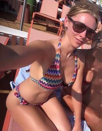 Full leaked Una healy page private onlyfans photo