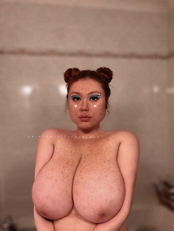 Full leaked Unicornglittery private onlyfans photo