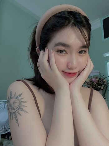 Full leaked Ununneee private onlyfans photo