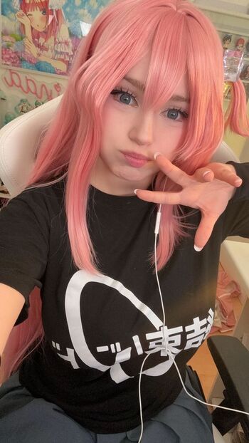 Full leaked Upminaa  page private onlyfans photo