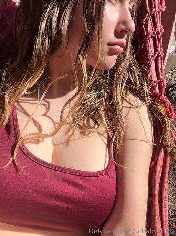 Full leaked Urbabyemily private onlyfans photo