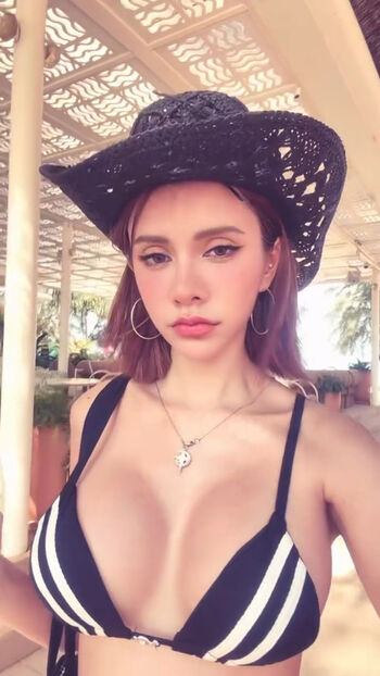 Full leaked Urbabyjasmin page private onlyfans photo