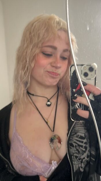 Full leaked Urspkygirl private onlyfans photo