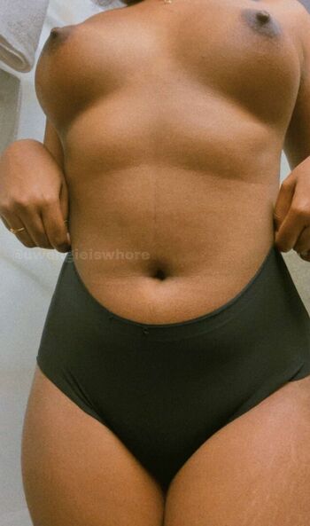 Full leaked Uwengieiswhore private onlyfans photo