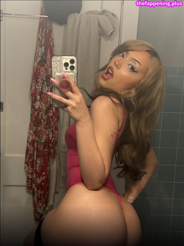 Full leaked Leah maus/ private onlyfans photo