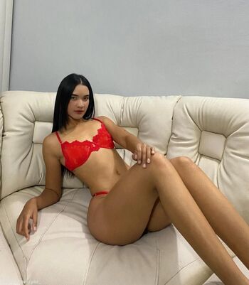 Full leaked V yasmilc private onlyfans photo
