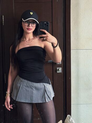 Full leaked Vashnnav page private onlyfans photo