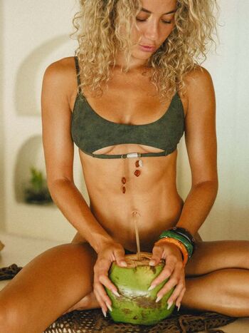 Full leaked Vaea brazier private onlyfans photo