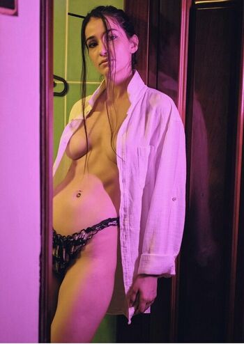 Full leaked Vahide bulu private onlyfans photo