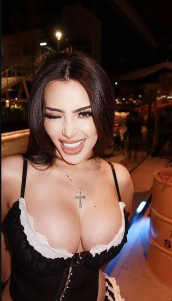 Full leaked Vaimonroe private onlyfans photo