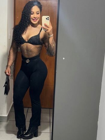 Full leaked Val cruz private onlyfans photo