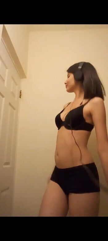 Full leaked Valecast private onlyfans photo