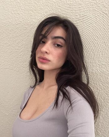 Full leaked Valentina buzzurro page private onlyfans photo
